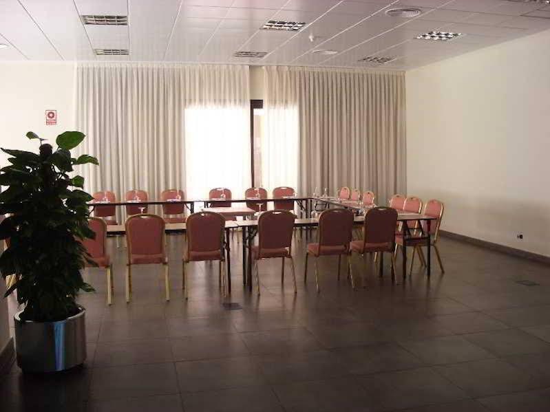 Hotel Alcala Plaza Alcalá de Henares Exterior foto